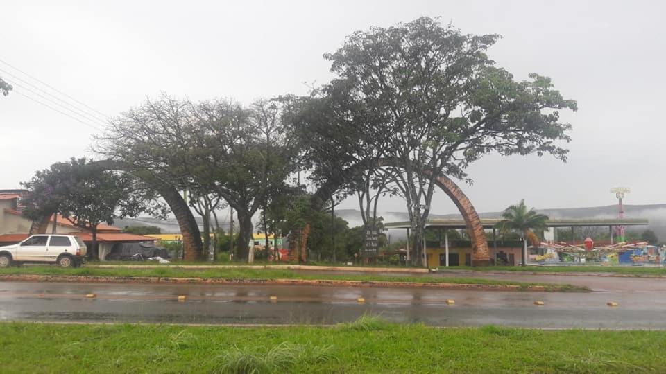 Flat Da Pousada Avalon Alto Paraíso de Goiás Buitenkant foto